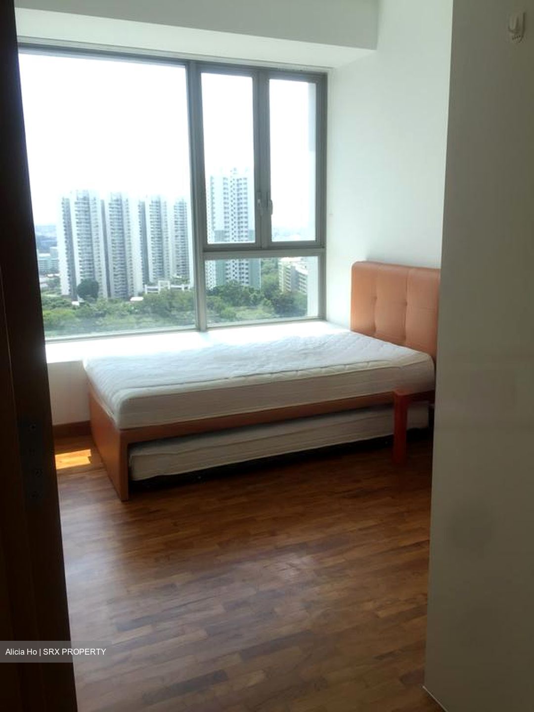 Centro Residences (D20), Condominium #463090171